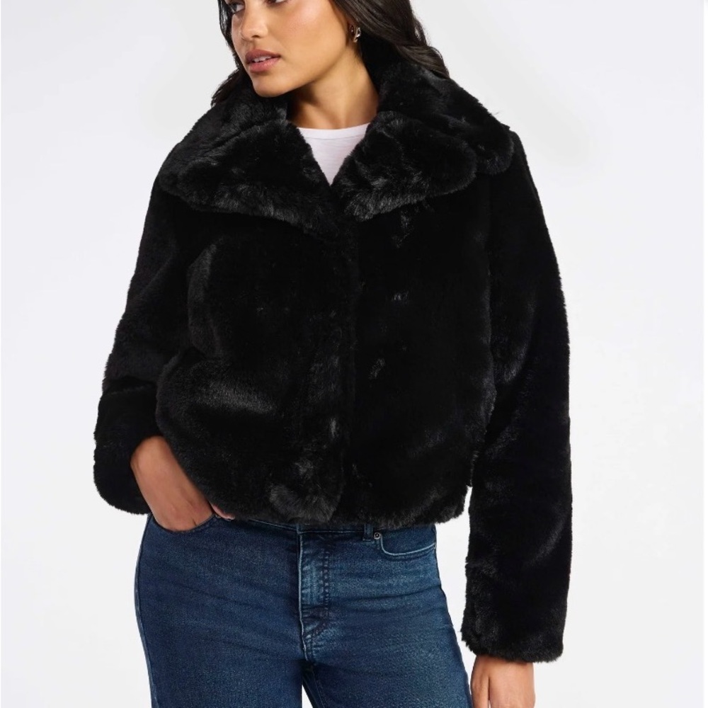 sofia by sofia vergara Black Faux Fur Jacket